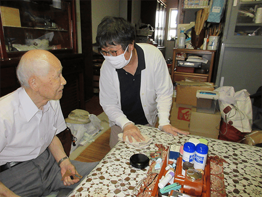 訪問介護の仕事風景2